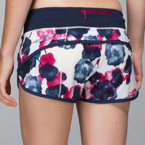 lululemon athletica Pants - Lululemon Speed Short